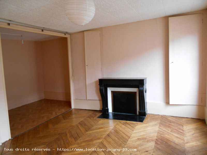 APPARTEMENT - JOIGNY - 2 pièce(s) - 36 m² :: Loyer mensuel : 320 €